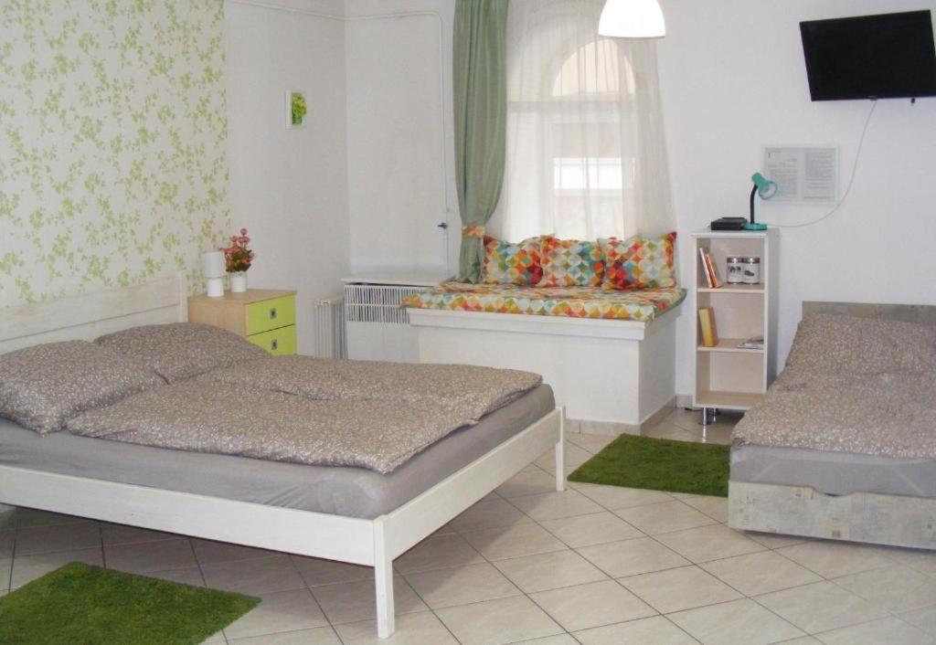 Fortuna Apartmanok Eger Extérieur photo